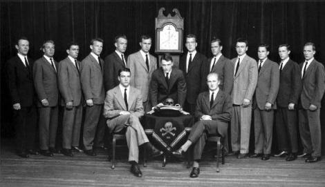 president-bush-yale-skull-and-bones