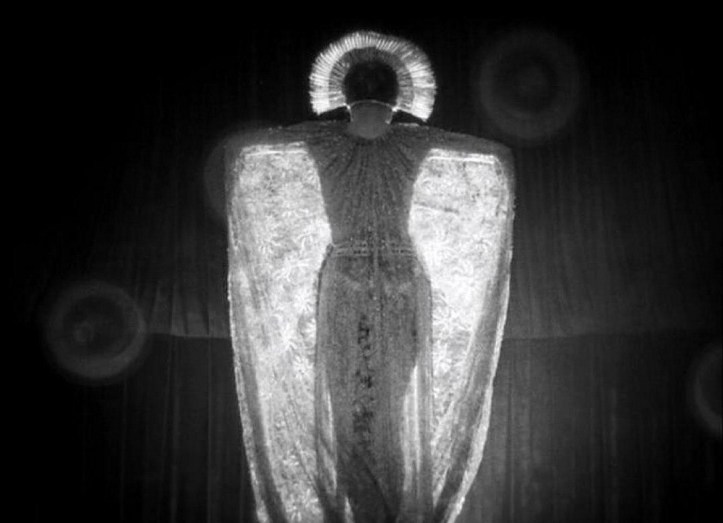 EOF-Silent Treatment-Metropolis-4