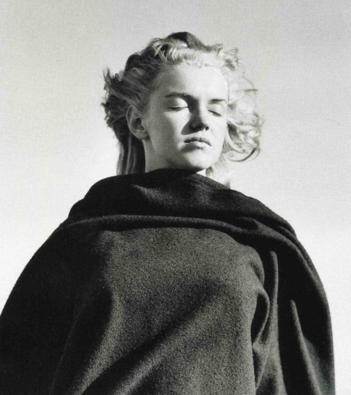 marilyn by Andre De Dienes