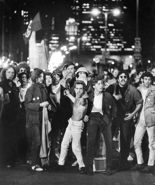 EOF- Make Love Not War 1960s War Protesters