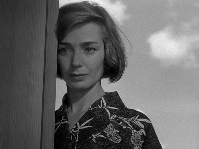Emanuelle Riva - Hiroshima Mon Amour Still