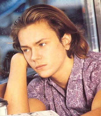 river phoenix in paisley- the eye of faith- vintage style idol