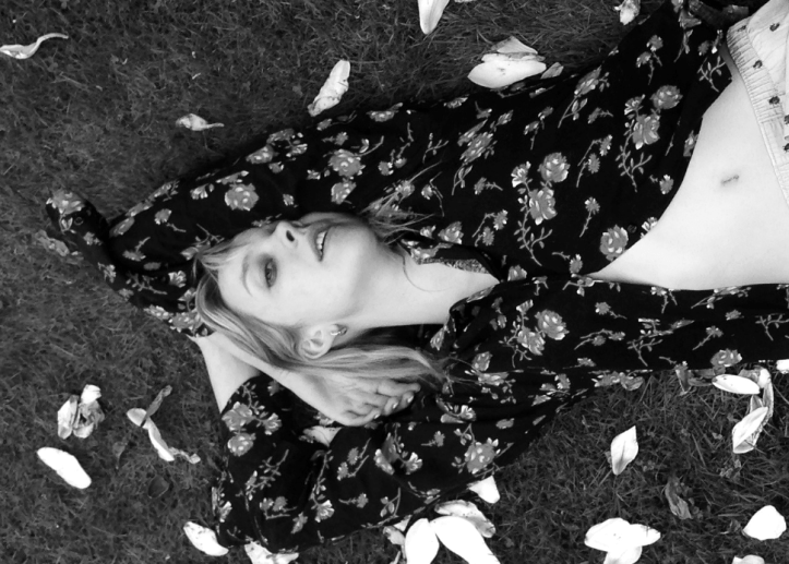 Greta Bellamacina- texas