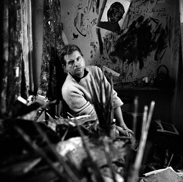 Francis bacon in studio