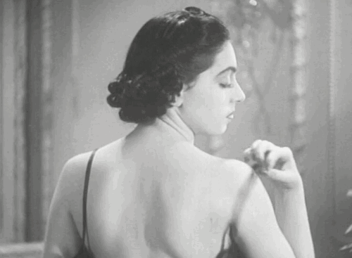 How To Undress Infront of Your Hudsband 4